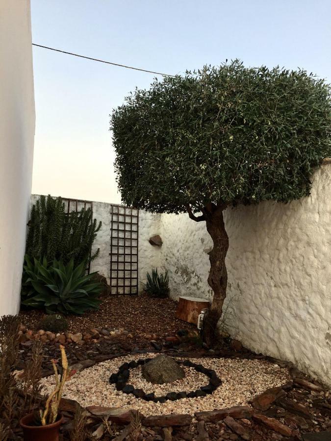 Os 5 Sentidos Villa Mourão Exteriör bild